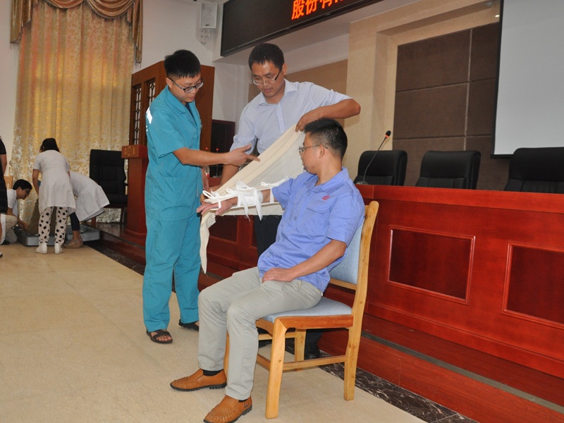 1490258181431836Bhik.jpg